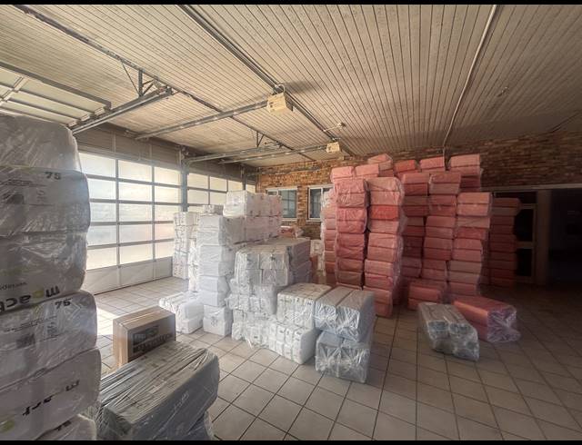 260M² WAREHOUSE TO LET IN PAROW INDUSTRIAL